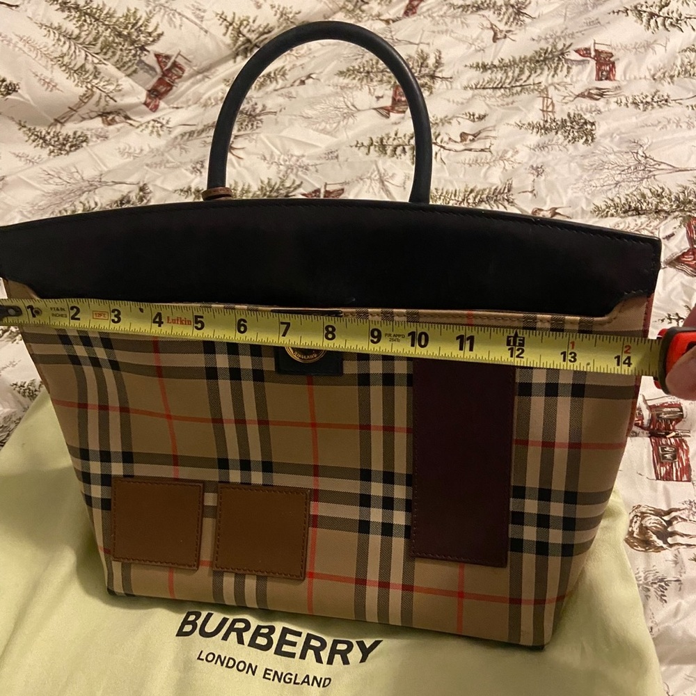 Burberry handbag - Picture 13 of 13